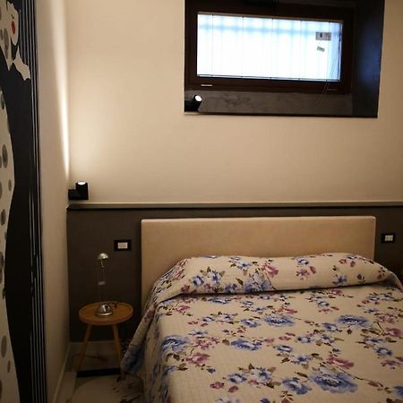 La Casa Di Valentina Appartement Vado Ligure Buitenkant foto