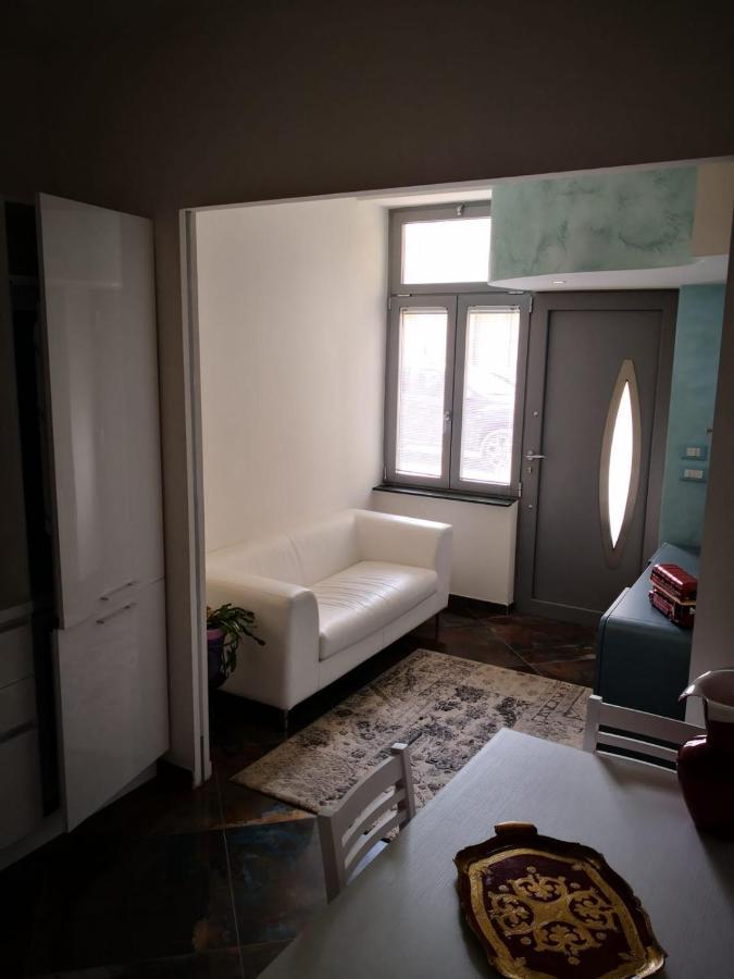 La Casa Di Valentina Appartement Vado Ligure Buitenkant foto